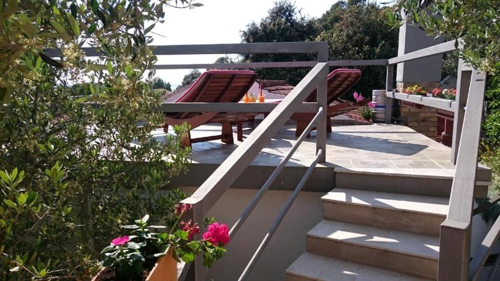 Apartments Mare 2 Hvar Town Exterior photo